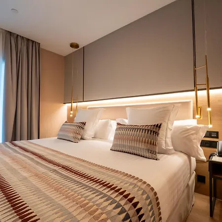 Mezquita Center Hotel 4*