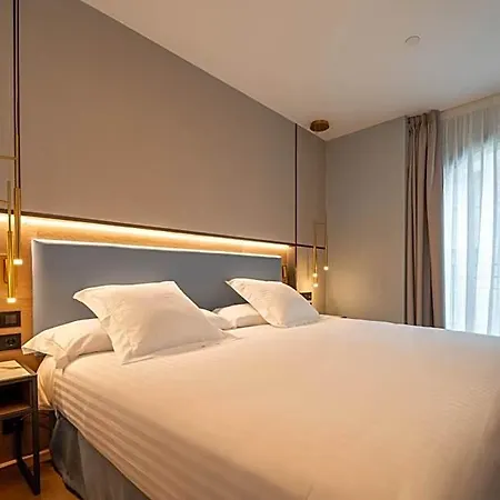 호텔 Mezquita Center 4*