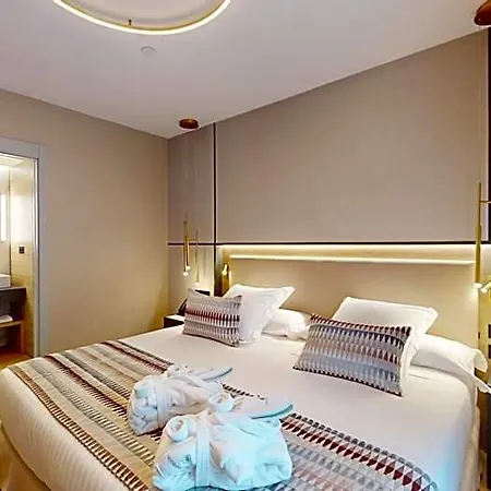 호텔 Mezquita Center 4*